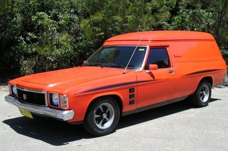 hj holden sandman panelvan