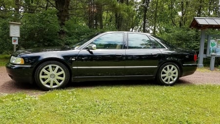 2003 Audi S8 4-Door Sedan 4.2 V8 5-Speed Automatic - v8, s8, 4-door, automatic, luxury, sedan, car, 5-speed, audi