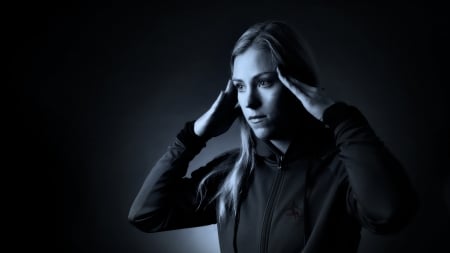 Mind Set Angelique Kerber - 2560x1440, wta, tennis, black and white, angelique kerber, entropy, mind set