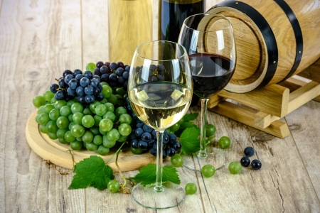 Red and white wine - white, two, glasses, red, table, grapes, wine