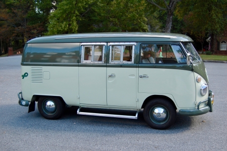 1967 Volkswagen Type 2 Riviera Camper Conversion 1600cc 4-Speed - camper, type 2, 1600cc, van, old-timer, volkswagen, riviera, 4-speed, conversion