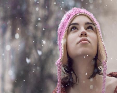 A gift from the sky - face, pink, look, people, hat, girl, snow