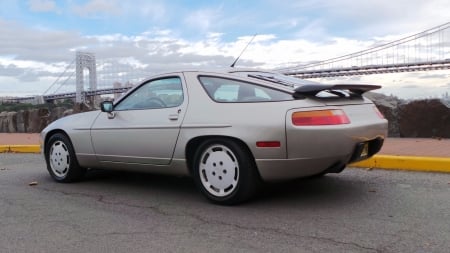 1989 Porsche 928 S4 Coupe with Hideaway Headlights - Car, Sports, Headlights, 928, S4, Hideaway, Porsche, Coupe, Old-Timer