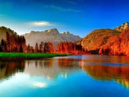 Lake Mountains - nature, glow, autumn, lake, fall, trees, forest, mountains