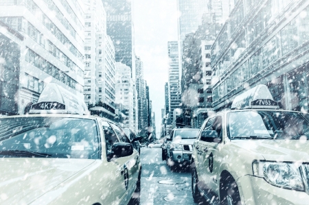 Taxi in New York - new york, taxi, snow, winter, cars