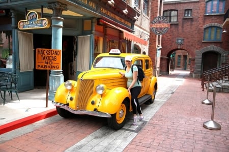 Old yellow Taxi