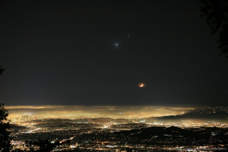 A Happy Sky over Los Angeles - space, moon, fun, los angeles, stars, cool