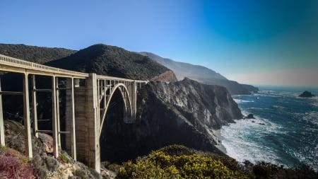 Bixby Creek Bridge - california, coastline, coast, bixby creek bridge, america, architecture, usa, bridge, us