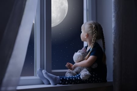 Moonlight - moon, window, girl, night, copil, child, bear, teddy, luna