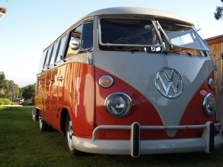 VW Bus - white, vw, transport, red, bus, old