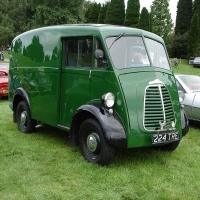morris commercial van