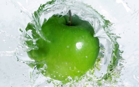 Green Apple - apple, great, water, green apple, fruit, splash, 3d, food, nature, underwater, green