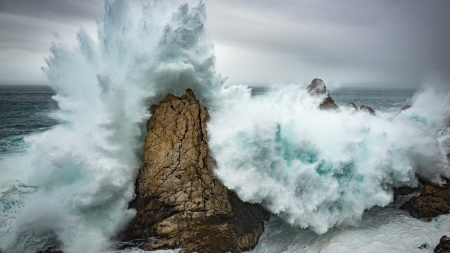 Ocean Splash - water, photography, landscape, HD, ocean, nature, splash, Ocean Splash, rocks