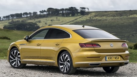 Volkswagen Arteon R-Line