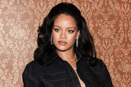 RHIANNA - FASHION, SONGWRITER, SINGER, PRODUCER