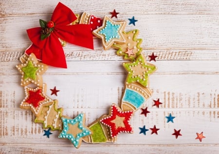 Merry Christmas! - red, cookie, sweet, craciun, christmas, wreath, bow, star, food, deco, gingerbread