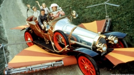 chitty chitty bang bang - chitty, grass, car, bang