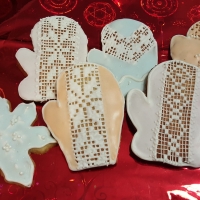 Gingerbread Gloves