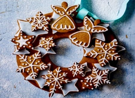 Gingerbread Angels - angels, gingerbread, abstract, photography