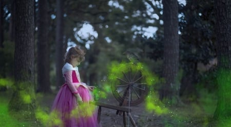 Princess Aurora - princess, girl, kimberly scott, magical, copil, aurora, child, fantasy, creative, pink, sleeping beauty, green, dress