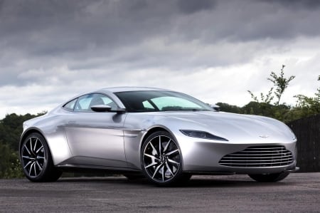 Aston Martin Vantage - Sports Cars, British Cars, British Sports Cars, Aston Martin, Aston Martin Vantage