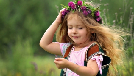 Little girl - girl, wreath, summer, child, copil, wind, pink, green, flower