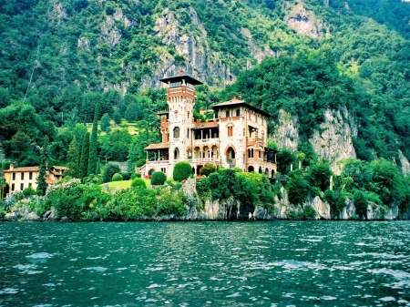 Emerald Lake,Italy - lake, houses, greenery, summer, mountains, shore, nature, village, reflection