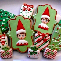 Gingerbread Elf And Gifts