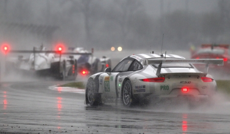 2014 porsche team - silverstone, tea, rain, porshe