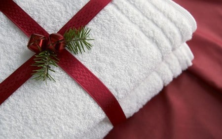 ROMANTIC CHRISTMAS GIFT - towel, gift, photography, romantic, christmas