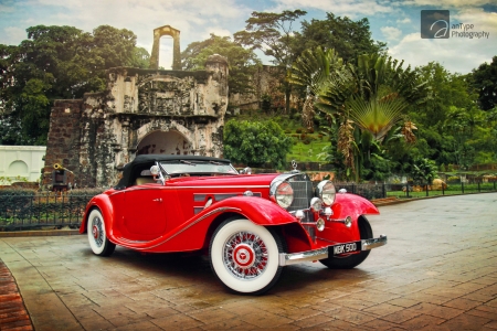 1937 Mercedes-Benz 540K Roadster