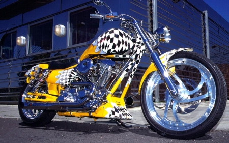 Street King - chrome, harley, davidson, yellow, racer, check, wheels, motorbike