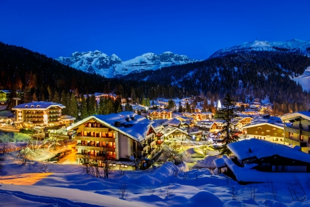 Madonna di Campiglio - ski, winter, vacation, beautiful, dolomites, snow, night, resort, mountain, Madonna, view, lights