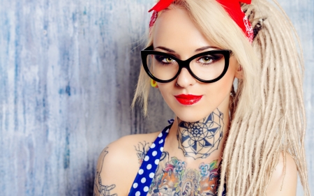 Beauty - tattoo, blue, pinup, girl, blonde, glasses, red, woman, model, face