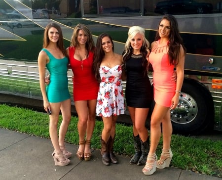 Travelin' Cowgirls . . - women, fun, female, models, brunettes, western, girls, cowgirl, style, outdoors, blondes, bus