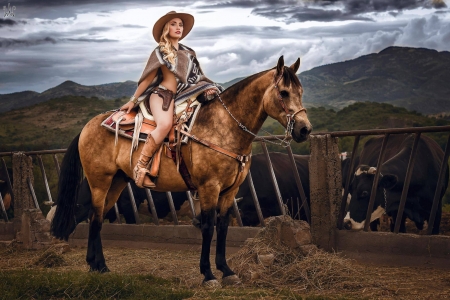 COWGIRL - HAT, BOOTS, FEMALE, COWGIRL, HORSE