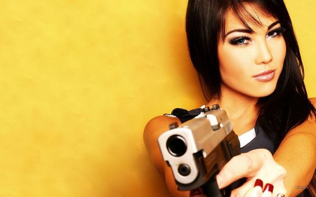 Sexy Babe - girls, pistols, weapon, brunette, guns, sexy girls