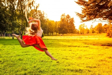 Little girl - dainty, pretty, pink, pure, leg, child, fair, princess, face, nice, bonny, kid, childhood, beauty, baby, Hair, Belle, comely, white, nature, sunset, green, cute, wallpaper, play, people, blonde, grass, leaves, sky, DesktopNexus, sightly, beautiful, photography, run, girl, lovely, sweet, tree, little, adorable, feet