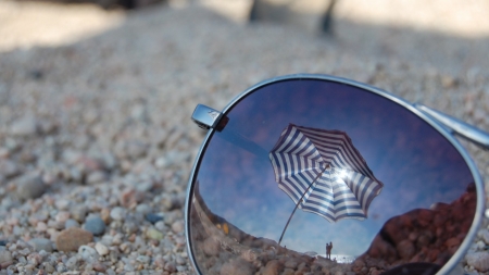 Summer reflection - white, reflection, umbrella, blue, summer, sunglasses