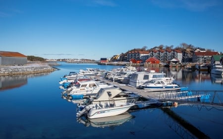 Marina in Northern-Norway - marina, norway, boats, sea