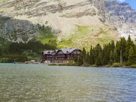 Swiftcurrent Lake,Glacier National Park,USA