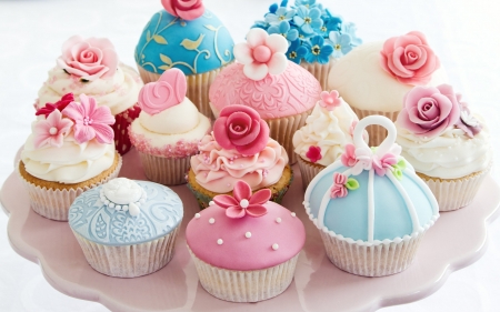 Cupcakes - white, blu, pink, flowers, cupcake, sweet