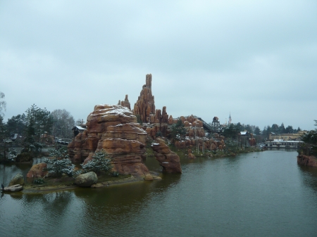 thunder mountain - paris, nature, disney, mountain