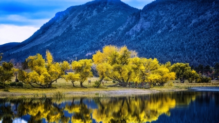 Yellow Trees Reflection,Palmer Lake - season, autumn, lake, trees, palmer, mountains, nature, yellow, reflection