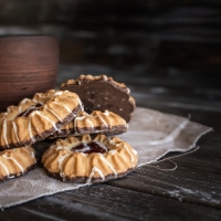 Baked Black Brown Cookies