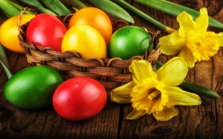 Easter Eggs & Daffodils