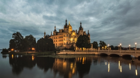 Schwerin Castle at dusk - clouds, trees, lake, dusk, reflection, castle, sky