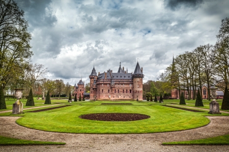 De Haar Castle, Netherlands - architecture, netherlands, lawn, castle