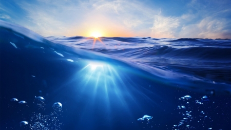 Sunlight Under the Water - horizon, ocean, sunlight, wave, bubble, underwater, calm, nature, sea