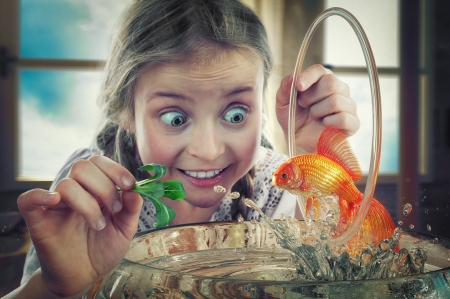 The fishtrainer - trainer, vara, girl, eyes, summer, funny, child, copil, john wilhelm, situation, fish, orange, golden